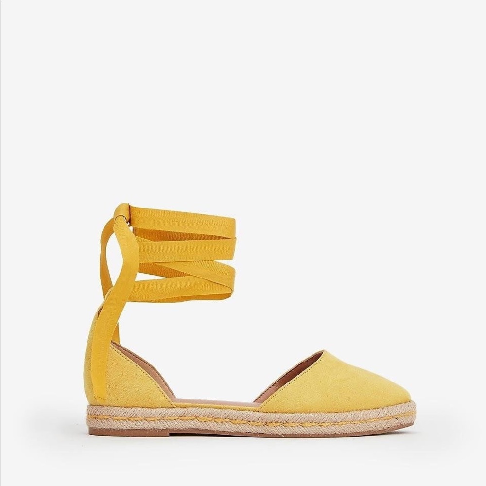 Express Wrap Around Ankle Shoes